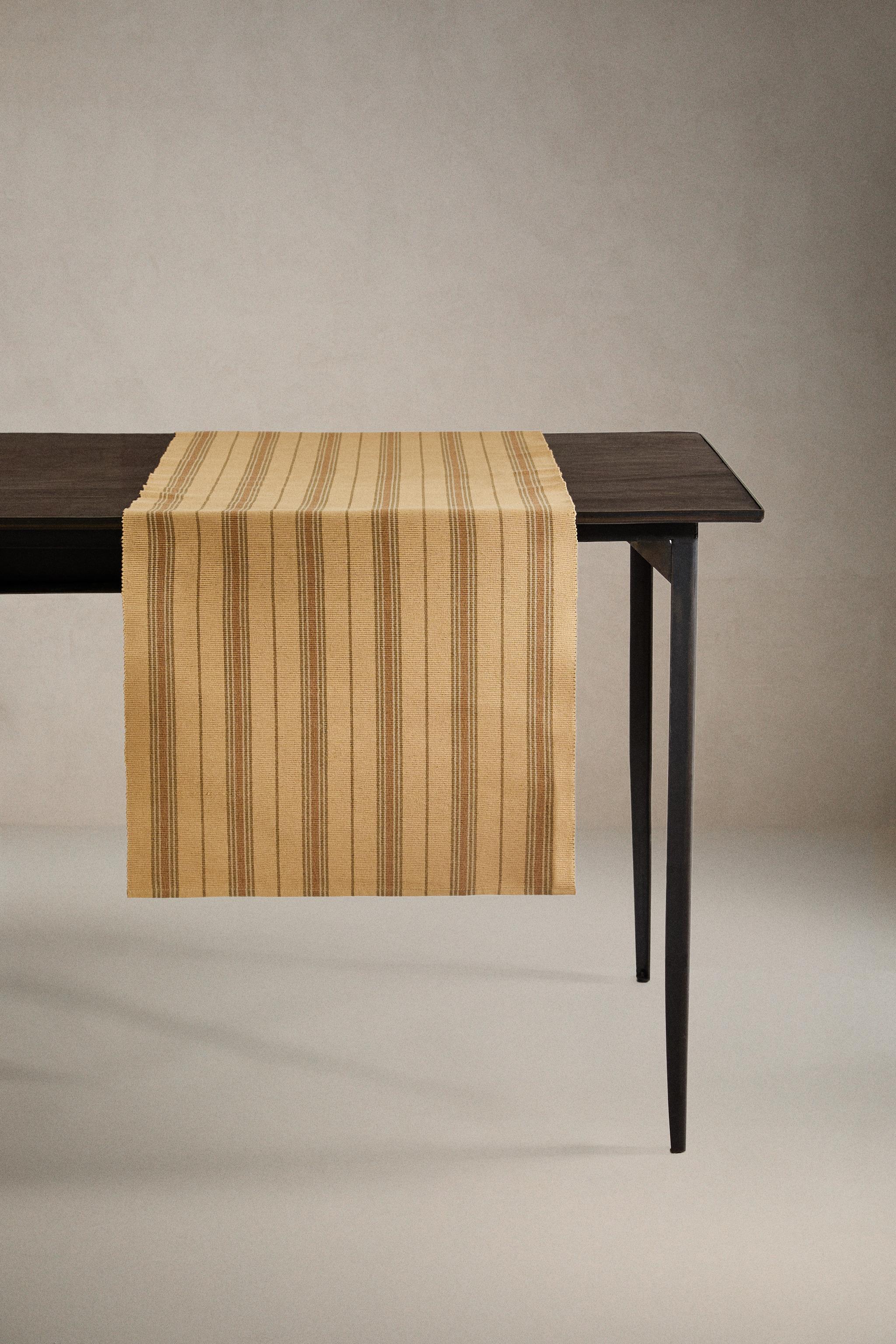 CHEMIN DE TABLE RAYURES